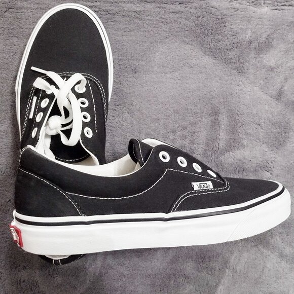 Vans - Picture 4 of 4